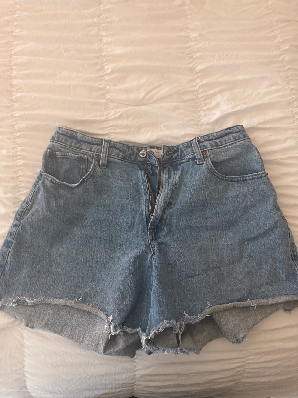 Classic High-Waist Light Blue Denim Shorts